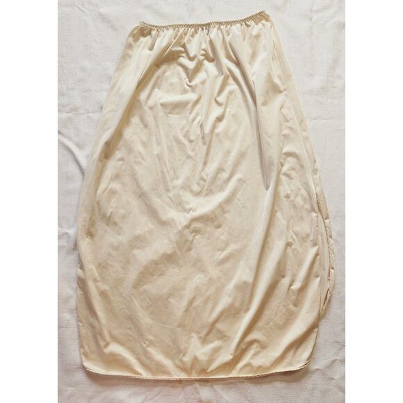 Vtg Vanity Fair Silky Champagne Beige Nylon Slip Skirt Made In USA 32" Large - Picture 7 of 10
